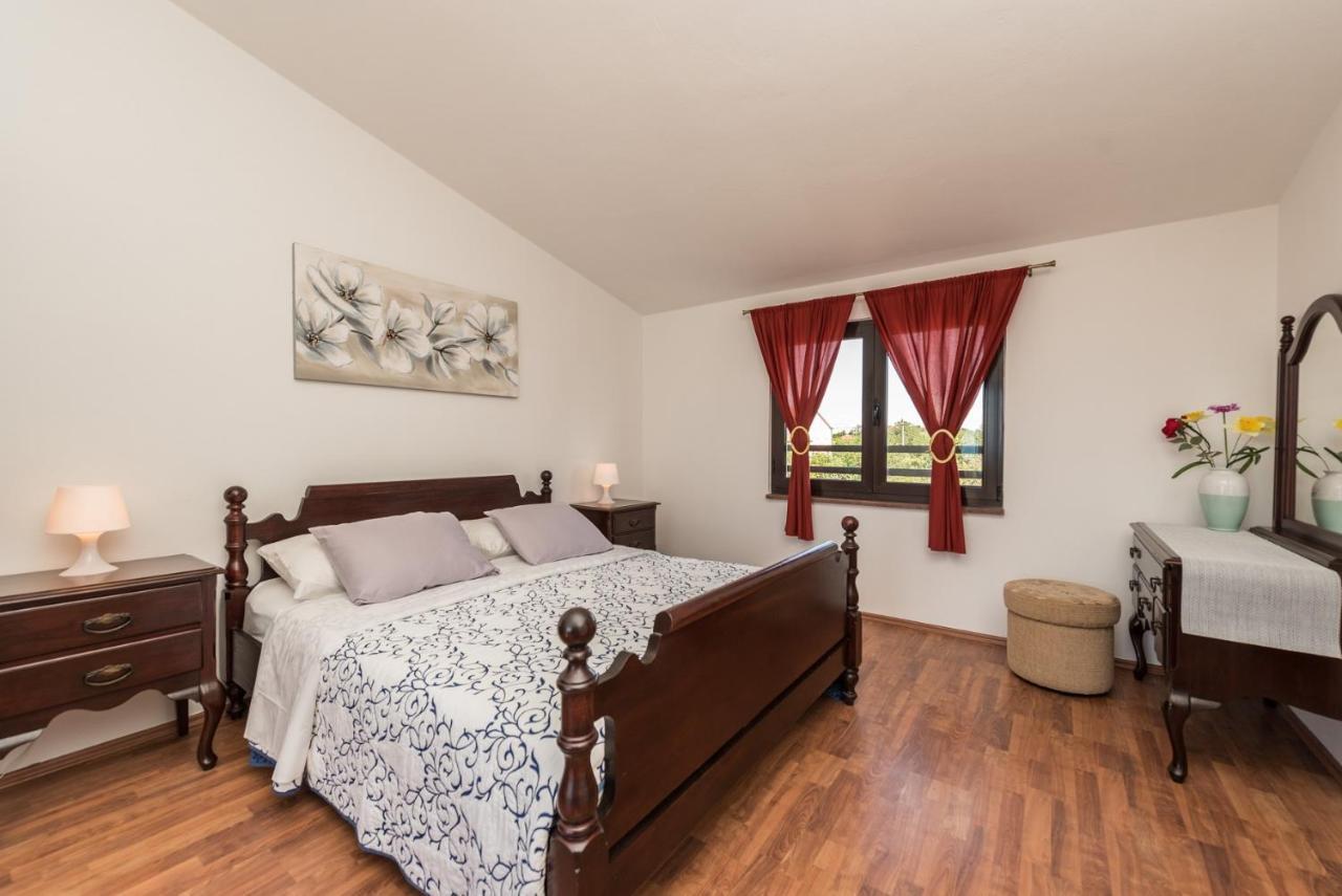 Apartment Astoria 자톤 외부 사진